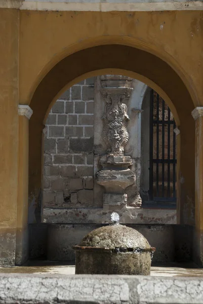 Tank Union Colonial City Antigua Guatemala National Foreign Tourism World — 스톡 사진