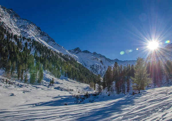Lsens Áustria Janeiro 2020 Impressionante Moutainrange Luesens Tirol Áustria Inverno — Fotografia de Stock