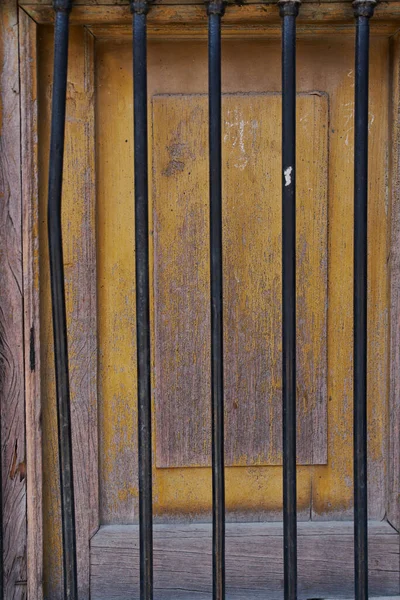 Vieja Textura Madera Ventanas Puertas Erosionadas Por Tiempo Con Grietas —  Fotos de Stock