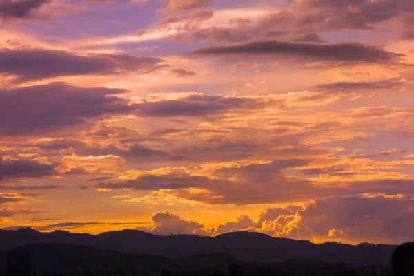 Pôr Sol Guatemala Céu Livre Poluição Nuvens Multicoloridas Belo Pôr — Fotografia de Stock