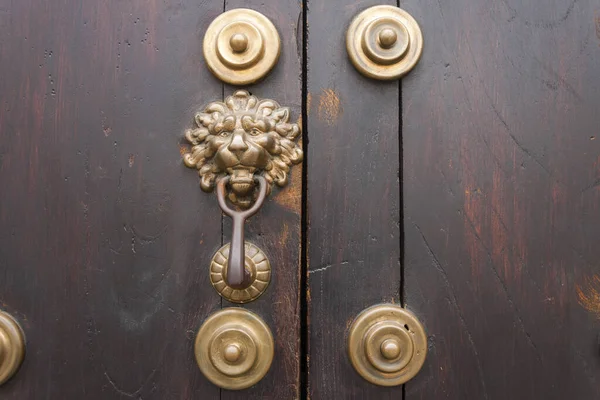 Metallschmuck Der Haustür Elegantes Und Rustikales Detail Den Kolonialhäusern Von — Stockfoto