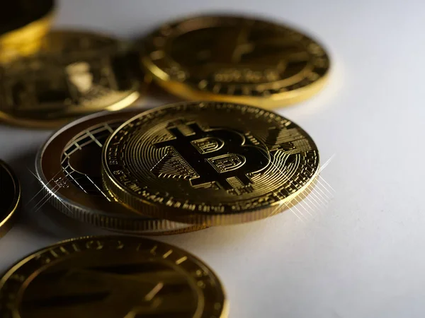Selective Focus Shot Golden Bitcoins — Stok fotoğraf