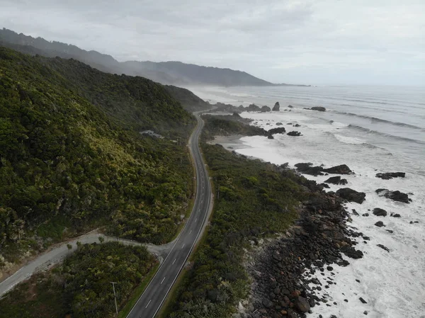 Вид Воздуха Прибрежную Дорогу Пейзаж Острове Новая Зеландия Облачным Небом — стоковое фото