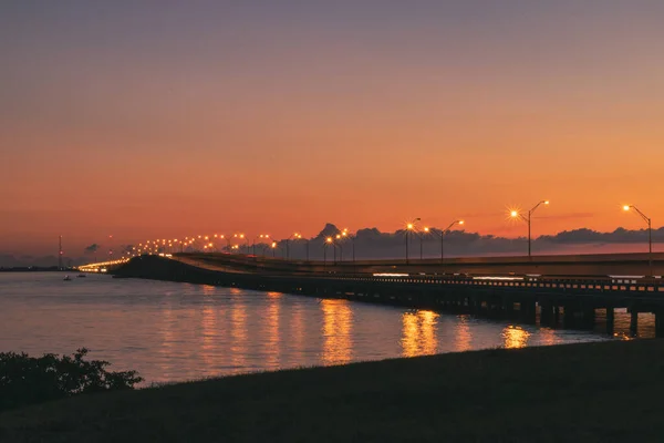 Een Hoge Hoek Opname Van Gandy Bridge Tampa Florida Nachts — Stockfoto