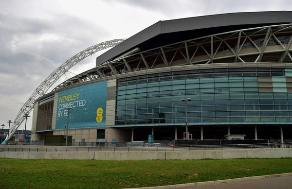 Londýn Spojené Království Srpna 2015 Exteriér Stadionu Wembley Londýně Oblačného — Stock fotografie