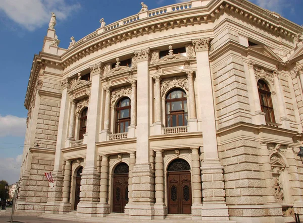 Viena Austria Abr 2008 Vista Exterior Del Famoso Burgtheater Viena —  Fotos de Stock