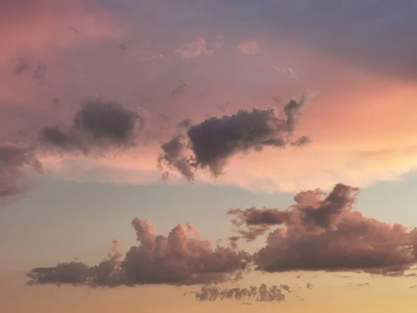 Ein Malerischer Blick Auf Den Himmel Mit Zuckerwatte Madrid Spanien — Stockfoto