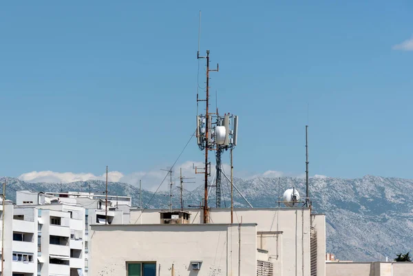Communications Mast Cluster Repeaters Broadcasting Antennas Mobile Network Cell Tower — Photo