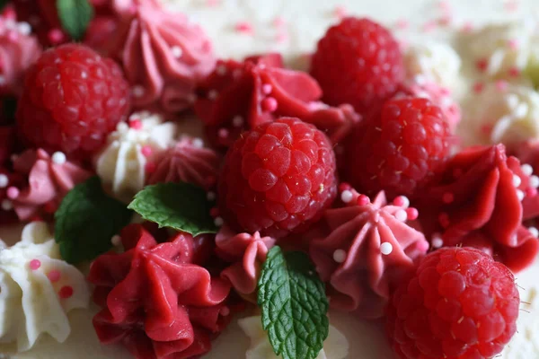 Closeup Freshly Baked Creamy Birthday Cake Sweet Raspberries — Fotografia de Stock
