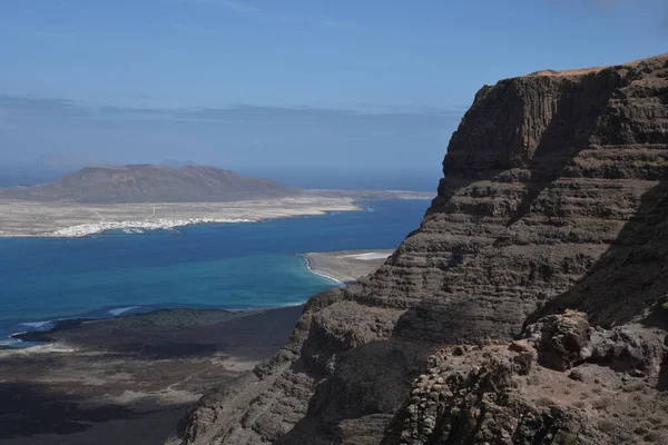Ein Faszinierender Blick Von Lanzarote Auf Die Insel Graciosa Gegen — Stockfoto
