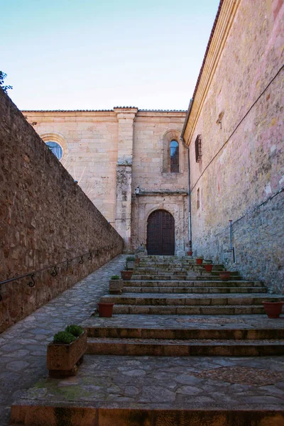 Wejście Zabytkowej Bazyliki Katedralnej Siguenza Hiszpanii — Zdjęcie stockowe