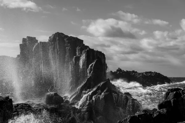 Úchvatný Pohled Krásnou Skalní Formaci Geologickém Nalezišti Lomu Bombo Headland — Stock fotografie