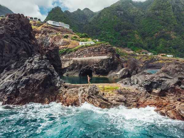 Cliffs Forested Mountains Coast Sea — 图库照片