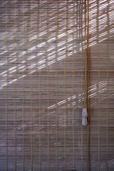 Een Verticaal Schot Van Bamboo Blinds — Stockfoto
