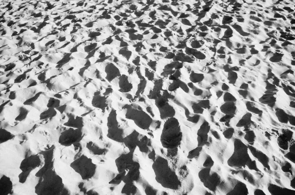 Pegadas Nuas Areia Uma Praia — Fotografia de Stock