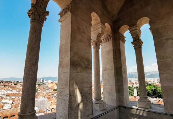 Besichtigung Der Wunderschönen Kathedrale Domnius Diokletianspalast Mit Spektakulärem Blick Auf — Stockfoto