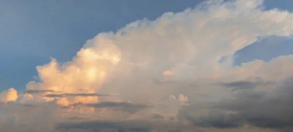 Cielo Nublado Dramático Durante Atardecer Nueva Ecija Filipinas — Foto de Stock
