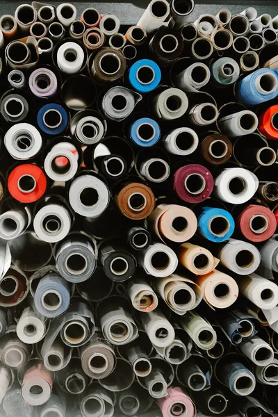 Close Rolos Tecido Colorido Tecido Para Persianas Uma Fábrica — Fotografia de Stock