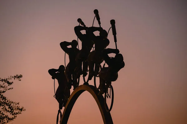 Una Silhouette Sculture Nel Parco Del Bicentenario Vitacura Cile — Foto Stock