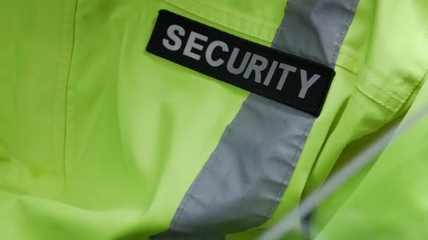 Parte Uniforme Verde Trabajador Seguridad — Vídeos de Stock