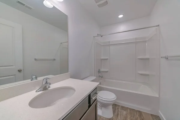 Sink Bathtub White Bathroom — Stock Photo, Image