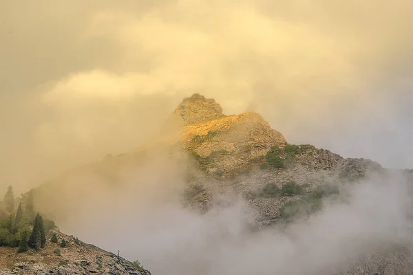 Bella Montagna Stata Catturata Durante Ora Oro Trova Nel Nord — Foto Stock