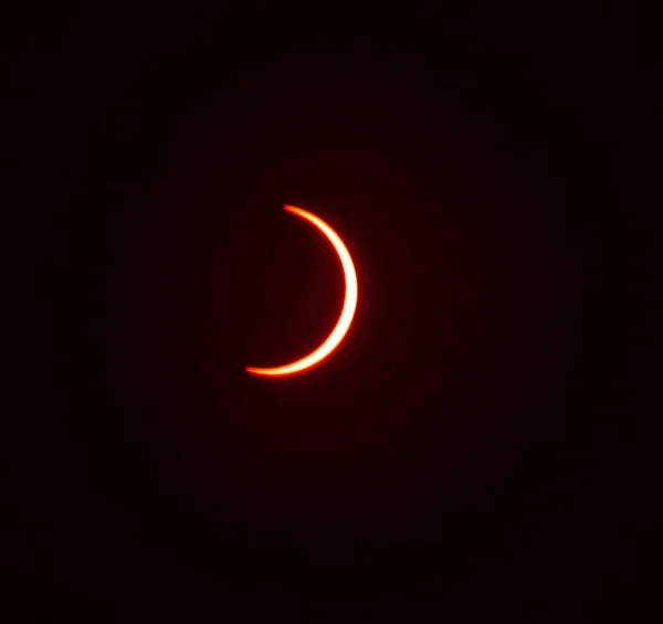 Solar Eclipse Phenomena Moon Blocks Sun Sometimes Ring Fire Created — Stock Photo, Image