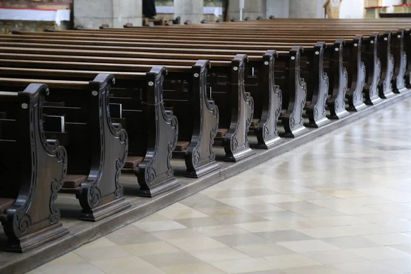 Vintage Empty Brown Pews Rows Church — Stock Photo, Image