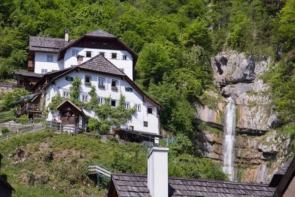 Tradycyjne Domy Wiejskie Miejscowości Hallstatt Australii — Zdjęcie stockowe