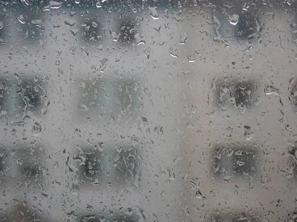 Ein Verschwommener Blick Aus Dem Fenster Mit Wassertropfen Darauf Nach — Stockfoto