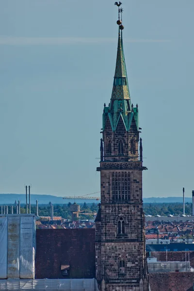 Iglesia Medieval San Lorenz Nuremberg Sur Alemania Bajo Cielo Azul — Foto de Stock