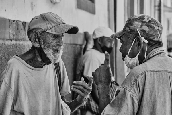 Crdenas Cuba Giu 2021 Due Anziani Che Litigano Strada Sul — Foto Stock