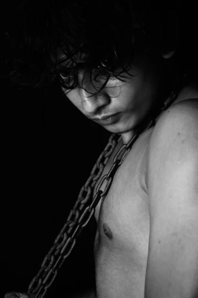 Vertical Shot Shirtless Asian Man Metal Chain His Neck Grayscale — Stock Photo, Image