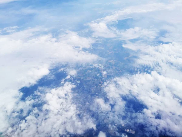 Ein Schöner Blick Von Oben Auf Dichte Flauschige Wolken Blauen — Stockfoto