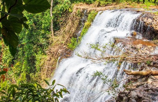 Uma Cachoeira Cênica Meio Uma Floresta Pakse Laos Sudeste Asiático — Fotografia de Stock