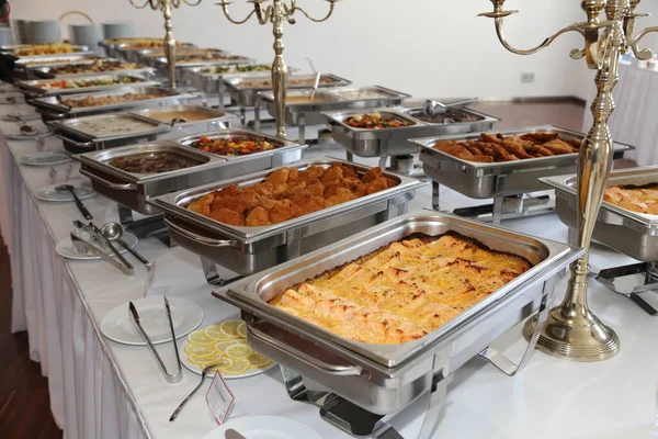 Una Fila Vari Deliziosi Piatti Buffet — Foto Stock