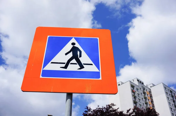 Low Angle Shot Pedestrian Crossing Sign — Stock Photo, Image