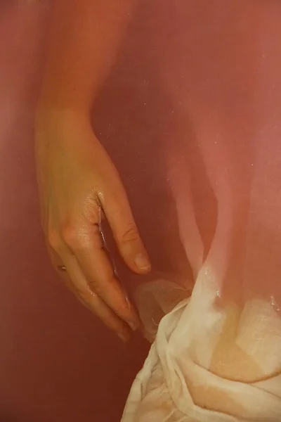Tiro Perto Uma Mulher Banho — Fotografia de Stock