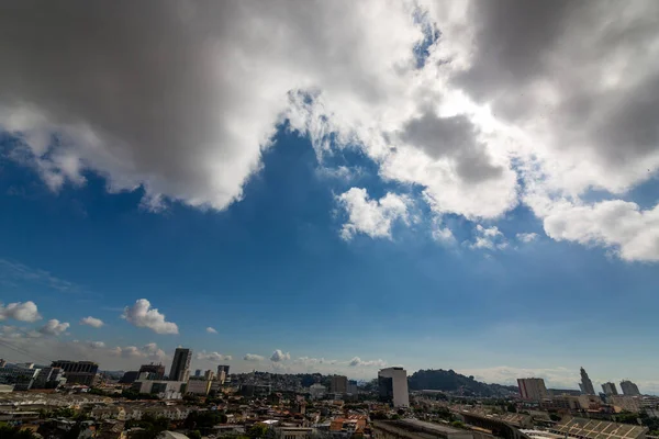 Uma Bela Vista Edifícios Madrid Dia Ensolarado — Fotografia de Stock