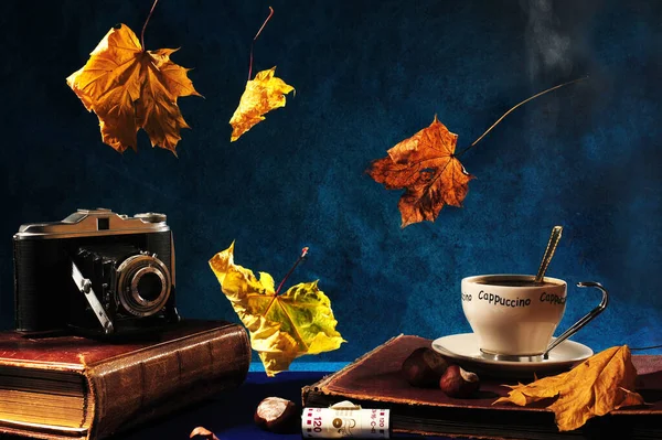 Falling Leaves Beautiful Vintage Setting Dark Blue Background — Stock Photo, Image