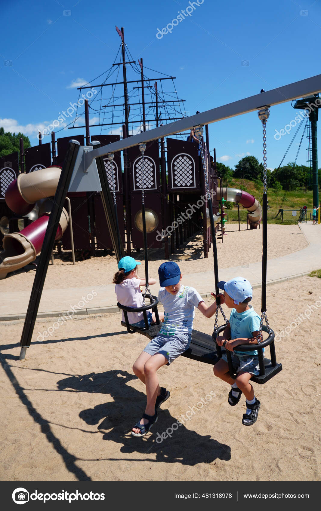 Poz Poland Jun 2021 Children Sitting Double Seat Swing Set Stock Editorial Photo Wirestock 481318978