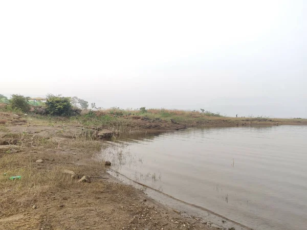 Lago Lamacento Lago Contra Branco — Fotografia de Stock