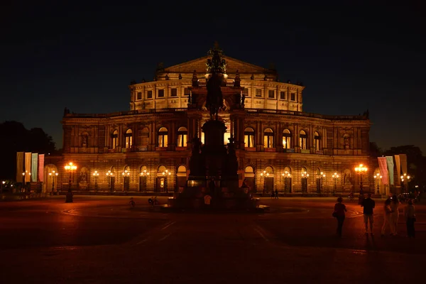 Nachtaufnahme Zwinger Dresden — Stockfoto