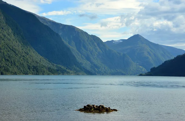 Eine Schöne Aufnahme Des Fjaerlandsfjords Vestland Norwegen — Stockfoto