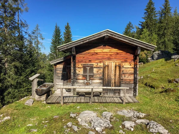 Gemütliches Kleines Jagdhaus Den Bayerischen Alpen Nationalpark Berchtesgaden — Stockfoto