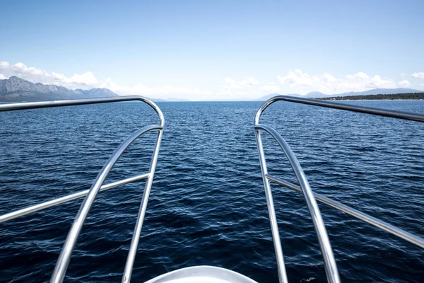 Uma Bela Vista Mar Barco Contra Céu Azul Dalmácia Croácia — Fotografia de Stock