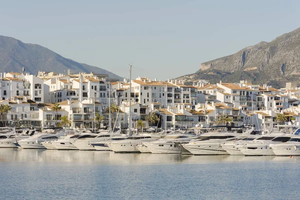Marbella Spanyolország Jan 2021 Puerto Banus Luxus Kikötő Kikötő Nueva — Stock Fotó