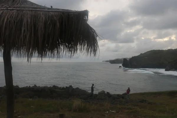 Midodaren West Indonesia Jun 2020 Een Parasol Zitplaats Van Bamboe — Stockfoto