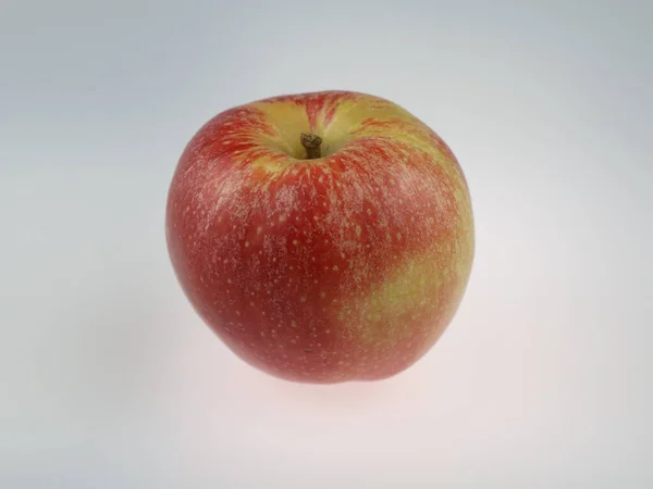 Una Manzana Roja Amarilla Aislada Sobre Fondo Blanco — Foto de Stock