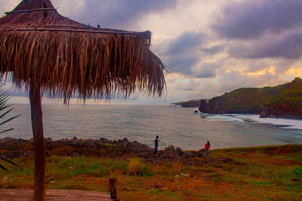 Midodaren West Indonesia Jun 2020 Een Parasol Zitplaats Van Bamboe — Stockfoto